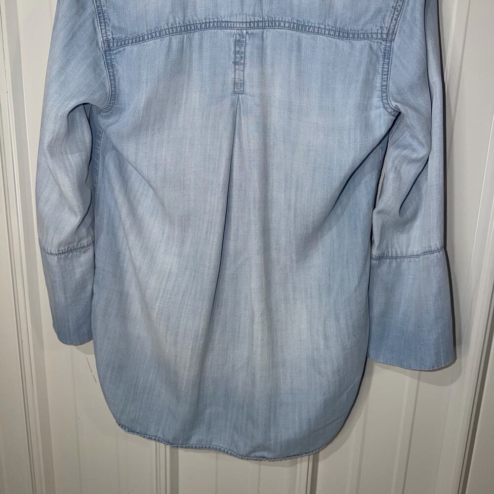 Bella Doll Lightweight Denim Soft Blue Button Up Long Sleeve Size Small - Picture 6 of 11